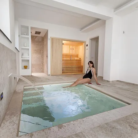 Flavia Villa